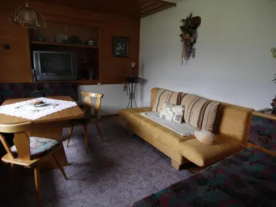 Ein Sitzbereich in der Unterkunft Gästehaus Gisela