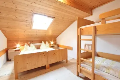 Ein Bett oder Betten in einem Zimmer der Unterkunft Ferienwohnung Örgenhof