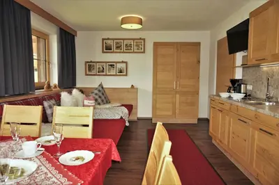 Ein Sitzbereich in der Unterkunft Apartment Alpenstyle by Katharina