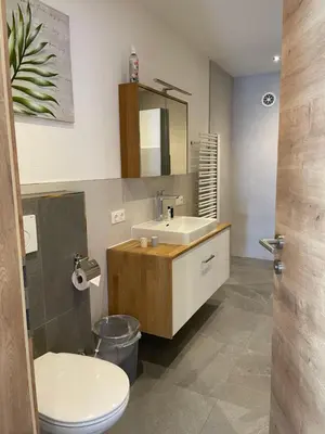 Ein Badezimmer in der Unterkunft Apartment Sonnseit Living by Interhome