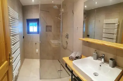 Ein Badezimmer in der Unterkunft KOASALIFE