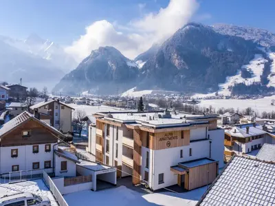 Ein allgemeiner Bergblick oder ein Berglick von der Ferienwohnung aus
