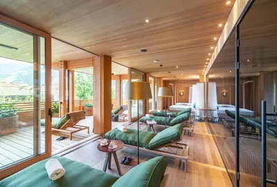 Ein Sitzbereich in der Unterkunft MalisGarten Green Spa Hotel - Adults Only