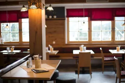 Ein Restaurant oder anderes Speiselokal in der Unterkunft Berghotel Der Königsleitner - Adults only