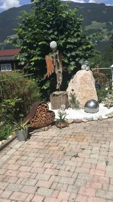 Ein allgemeiner Bergblick oder ein Berglick von der Ferienwohnung aus