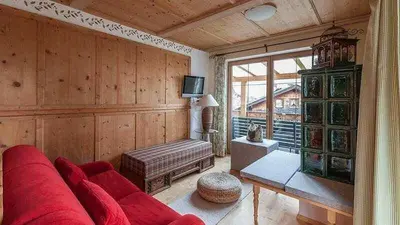 Ein Sitzbereich in der Unterkunft Chalet Enthofer