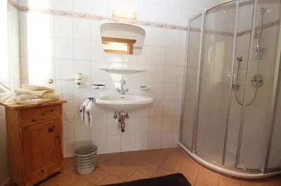 Ein Badezimmer in der Unterkunft Obermooshof