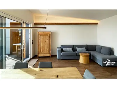 Ein Sitzbereich in der Unterkunft All.Glemm SKY SUITE