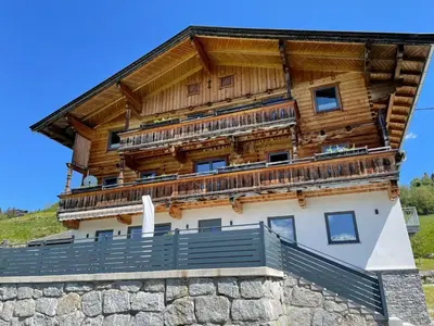 Ein Balkon oder eine Terrasse in der Unterkunft Apartment Motzerngut