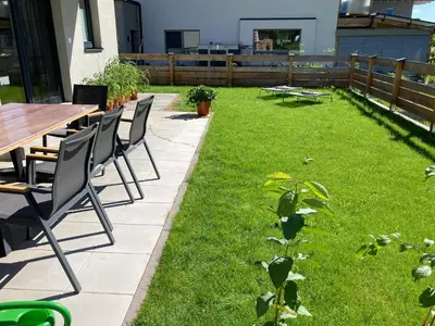 Ein Garten an der Unterkunft Appartement Katrin