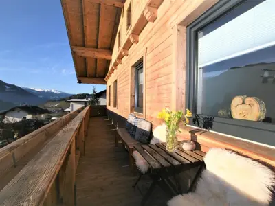 Ein allgemeiner Bergblick oder ein Berglick von der Ferienwohnung aus
