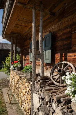 Ein Garten an der Unterkunft Mountain Vista - Bio Yoga Hof