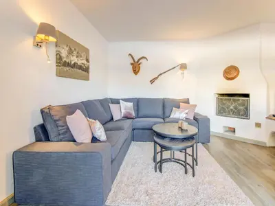Ein Sitzbereich in der Unterkunft Apartment in Kirchberg near Ski Slopes