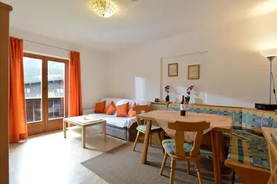 Ein Sitzbereich in der Unterkunft Appartement Gratt