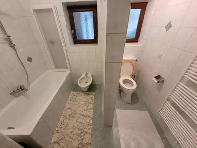 Ein Badezimmer in der Unterkunft Haus Bergleiten