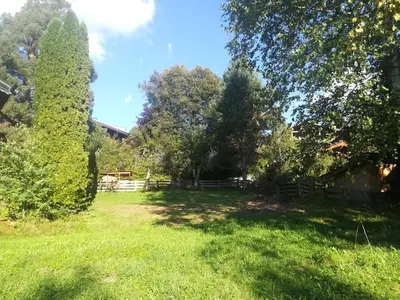Ein Garten an der Unterkunft Villa Momo