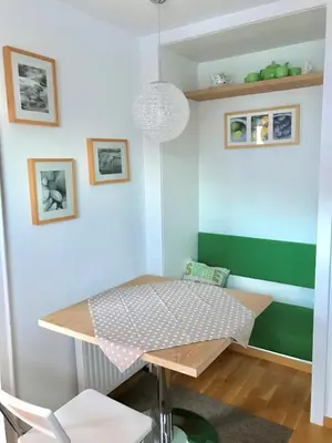 Ein Sitzbereich in der Unterkunft Ferienwohnung Lechner Traudi Kreuzschied 141