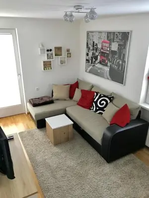 Ein Sitzbereich in der Unterkunft Ferienwohnung Lechner Traudi Kreuzschied 141