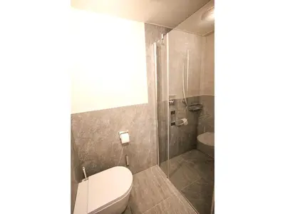 Ein Badezimmer in der Unterkunft Enzian Wohnung B