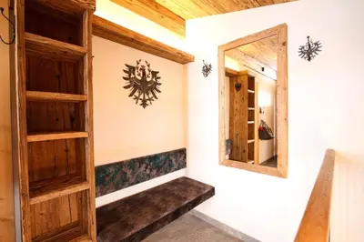 Ein Sitzbereich in der Unterkunft Enzian Wohnung B