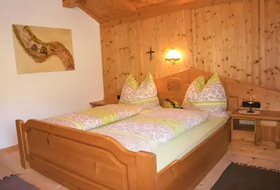 Ein Bett oder Betten in einem Zimmer der Unterkunft Rosas Ferienwohnung