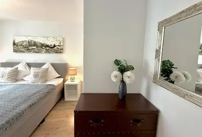 Ein Bett oder Betten in einem Zimmer der Unterkunft BELLE KITZ PURE im Zentrum by Belle Stay