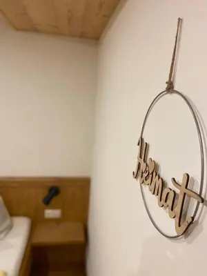 Ein Bett oder Betten in einem Zimmer der Unterkunft Haus Chorblick