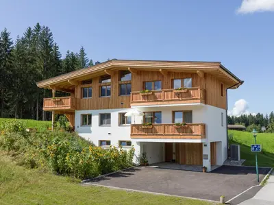 Das Gebäude in dem sich die Ferienwohnung befindet