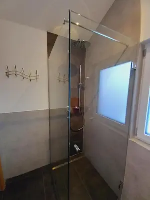 Ein Badezimmer in der Unterkunft Haus Rosenegg