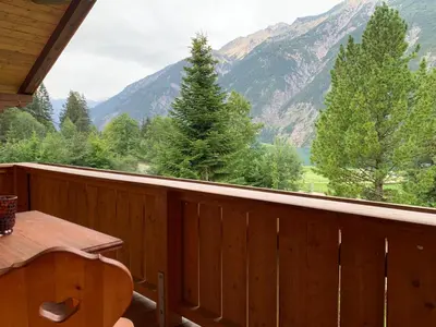 Ein allgemeiner Bergblick oder ein Berglick von der Ferienwohnung aus