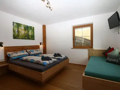 Ein Sitzbereich in der Unterkunft Apartment in Fügenberg near Spieljochbahn