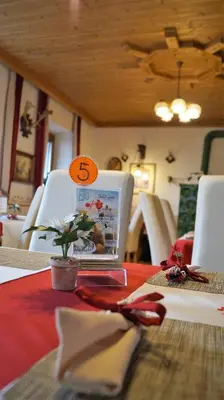 Ein Sitzbereich in der Unterkunft Hochfilz´ner Hof
