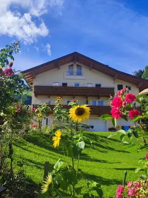 Ein Garten an der Unterkunft Appartement Christine