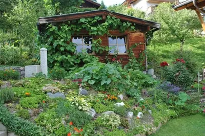 Ein Garten an der Unterkunft Appartement Christine