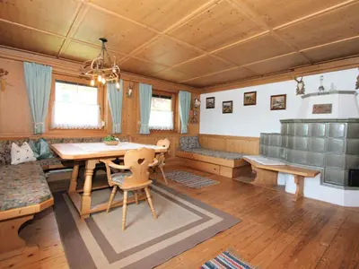 Ein Sitzbereich in der Unterkunft Apartment Stiplerhof-2 by Interhome