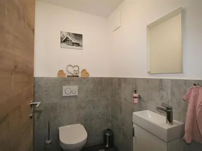 Ein Badezimmer in der Unterkunft Apartment Apart Jasmin by Interhome
