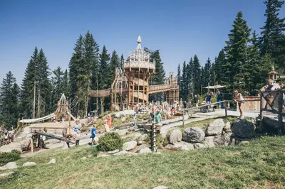Ein Garten an der Unterkunft Apart Spitaler