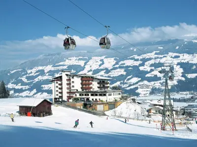 Apartment in Fügenberg near Ski Lift im Winter
