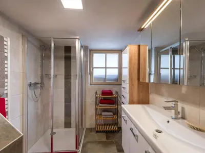 Ein Badezimmer in der Unterkunft s´Brunnhäusl
