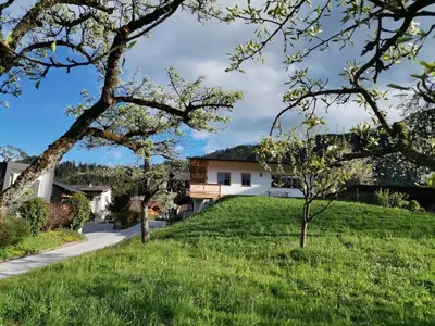 Ein Garten an der Unterkunft Ferienhaus Weber-Häusl