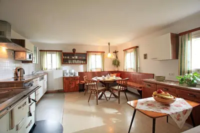 Küche/Küchenzeile in der Unterkunft Ferienhaus Hinterebenhub