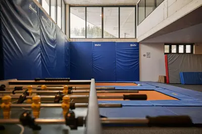 Ein Billardtisch in der Unterkunft Jugendgästehaus Gerlosplatte