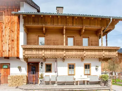 Ein Balkon oder eine Terrasse in der Unterkunft Modern vacation apartment with a view