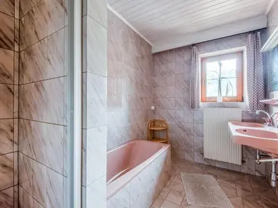 Ein Badezimmer in der Unterkunft Modern vacation apartment with a view