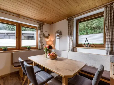 Ein Sitzbereich in der Unterkunft Ferienwohnung Knabl