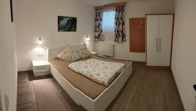Ein Bett oder Betten in einem Zimmer der Unterkunft Haus-Elisabeth