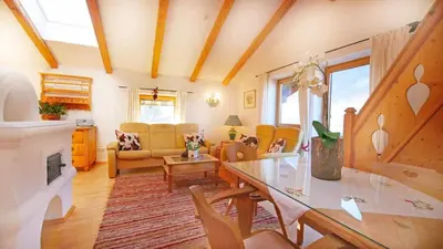 Ein Sitzbereich in der Unterkunft Haus Jochbergerstrasse 116