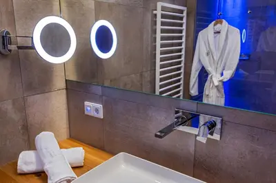 Ein Badezimmer in der Unterkunft Hotel Neuhaus