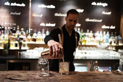 Getränke in der Unterkunft Holzhotel Forsthofalm