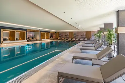 Der Swimmingpool an oder in der Nähe von Hotel & Spa Sonne 4 Sterne Superior